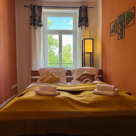 Ferienwohnung Kueche-Siebtraegermaschine-Netflix-Wifi-Lage Leipzig Exterior foto
